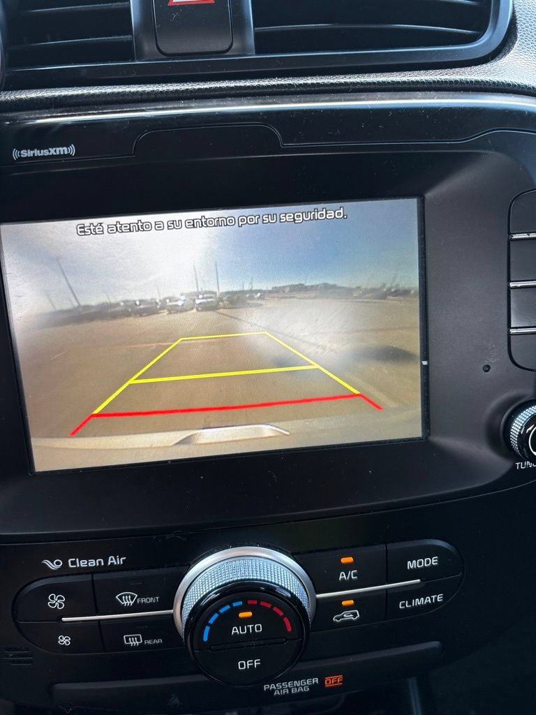 Used 2018 Kia Soul + FWD image 6