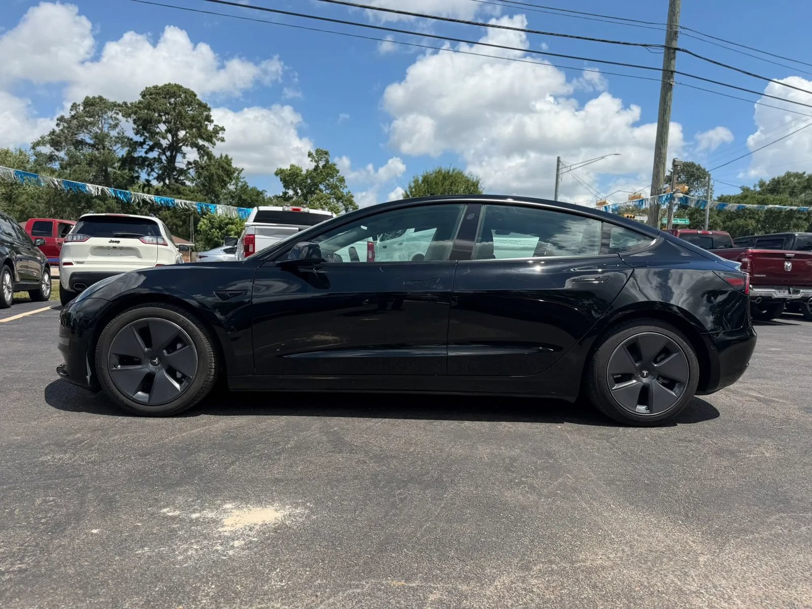 Used 2021 Tesla Model 3 Standard Range Plus RWD image 10