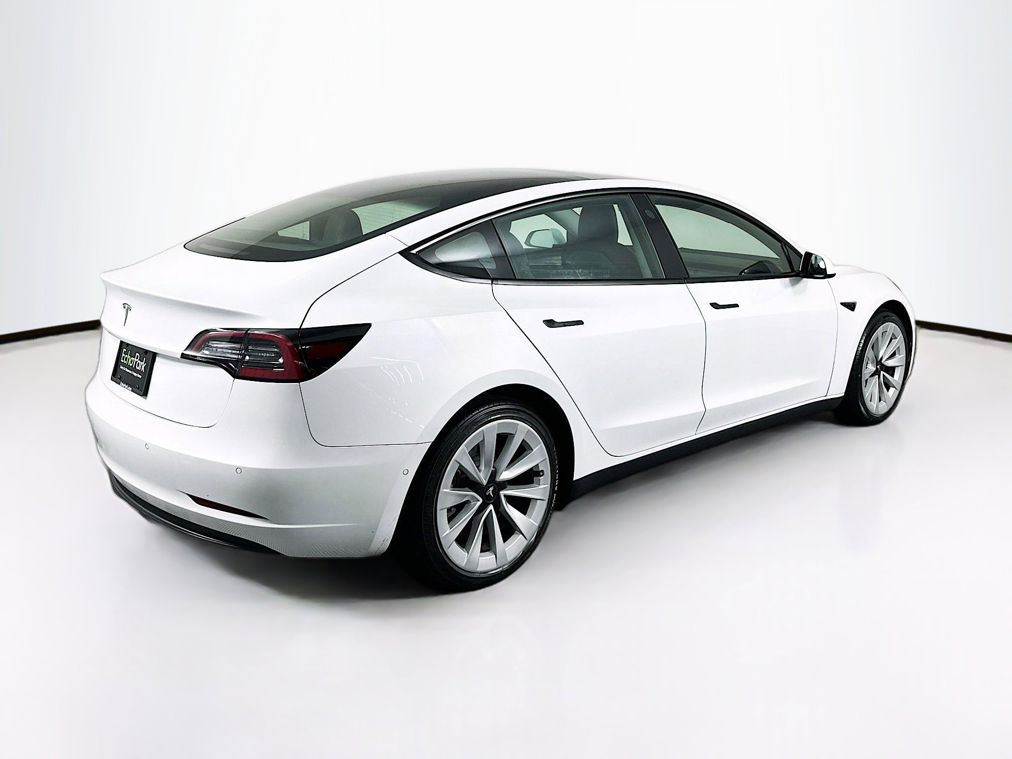 Used 2022 Tesla Model 3 image 9