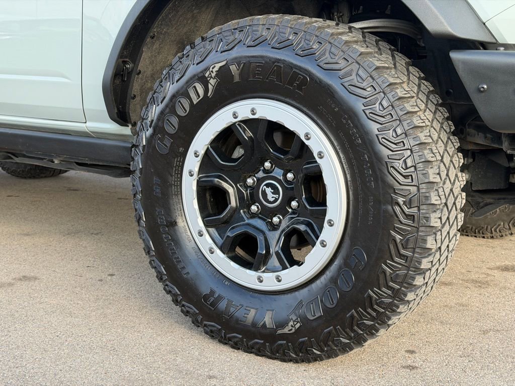 Used 2023 Ford Bronco Badlands w/ Sasquatch Package image 28