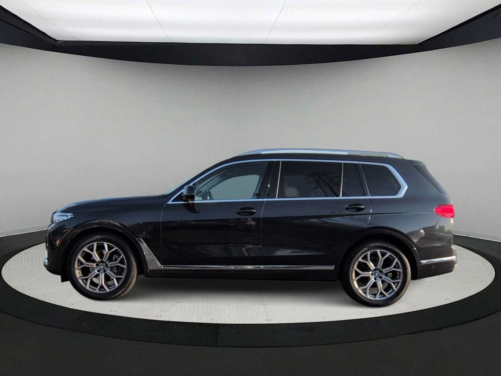 Used 2020 BMW X7 xDrive40i w/ Premium Package AWD/4WD image 5