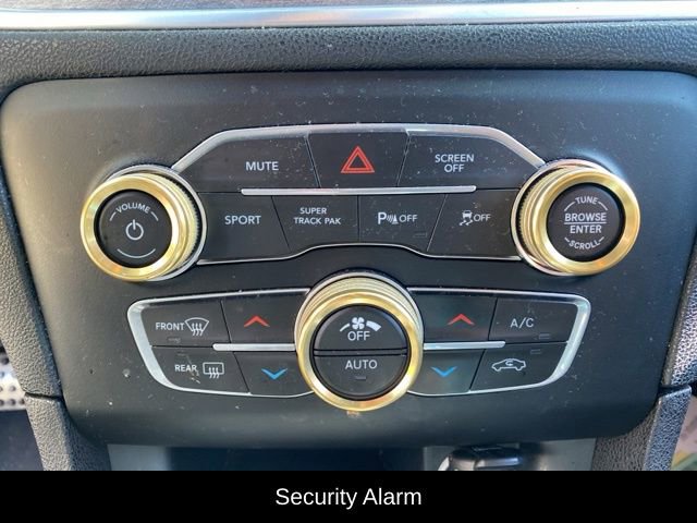 Used 2017 Dodge Charger R/T image 16