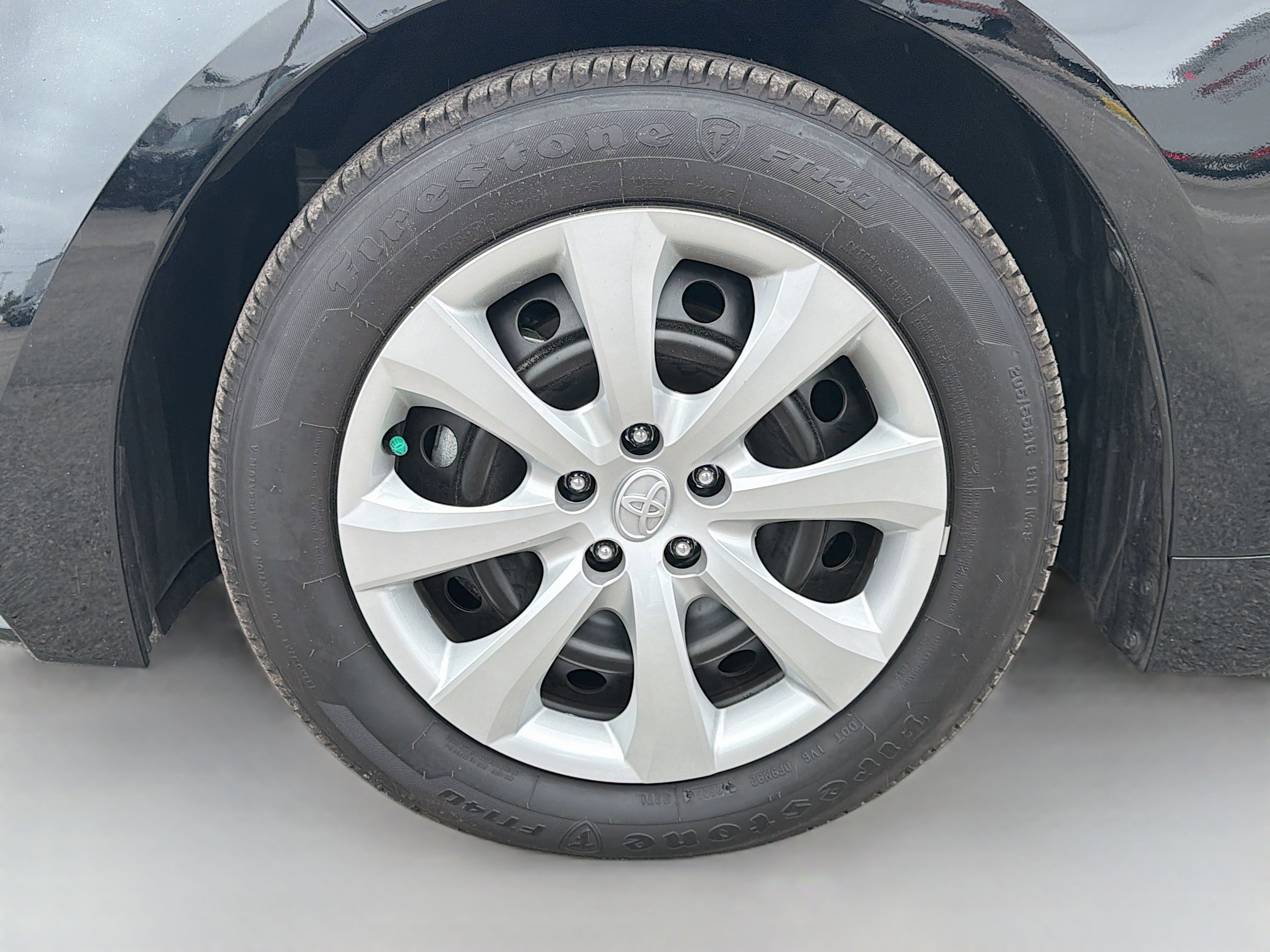 Used 2025 Toyota Corolla LE image 39