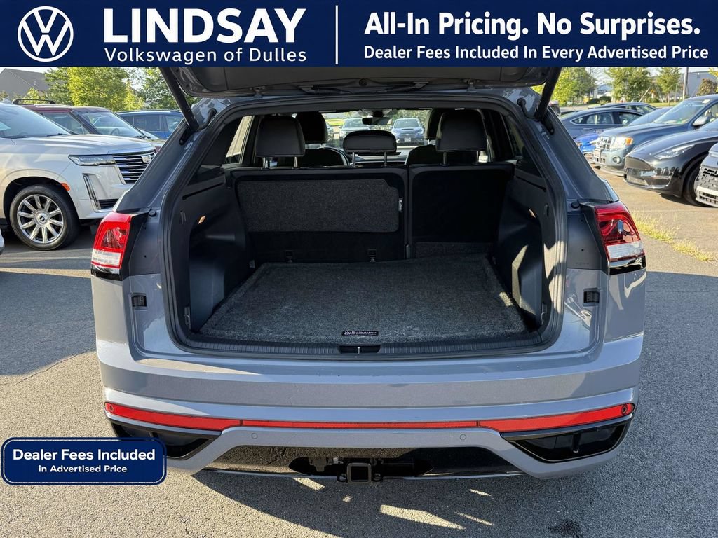 Used 2023 Volkswagen Atlas Cross Sport SEL R-Line AWD/4WD image 15