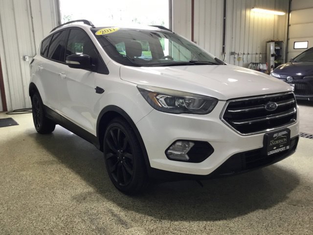 Used 2017 Ford Escape Titanium FWD image 5