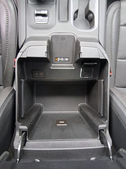 Used 2025 GMC Sierra 1500 Denali AWD/4WD image 16