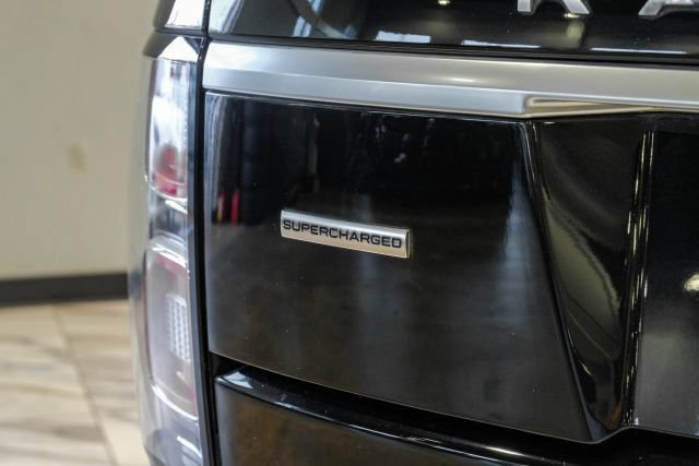 Used 2019 Land Rover Range Rover Supercharged AWD/4WD image 69