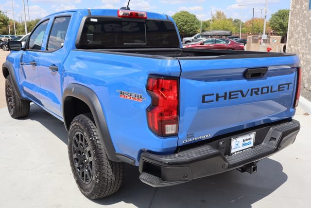 Used 2025 Chevrolet Colorado Trail Boss AWD/4WD image 5