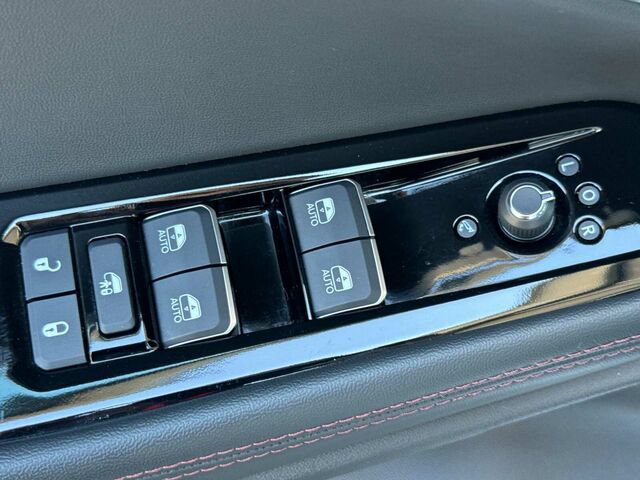 Used 2025 Jeep Wagoneer S Launch Edition AWD/4WD image 14