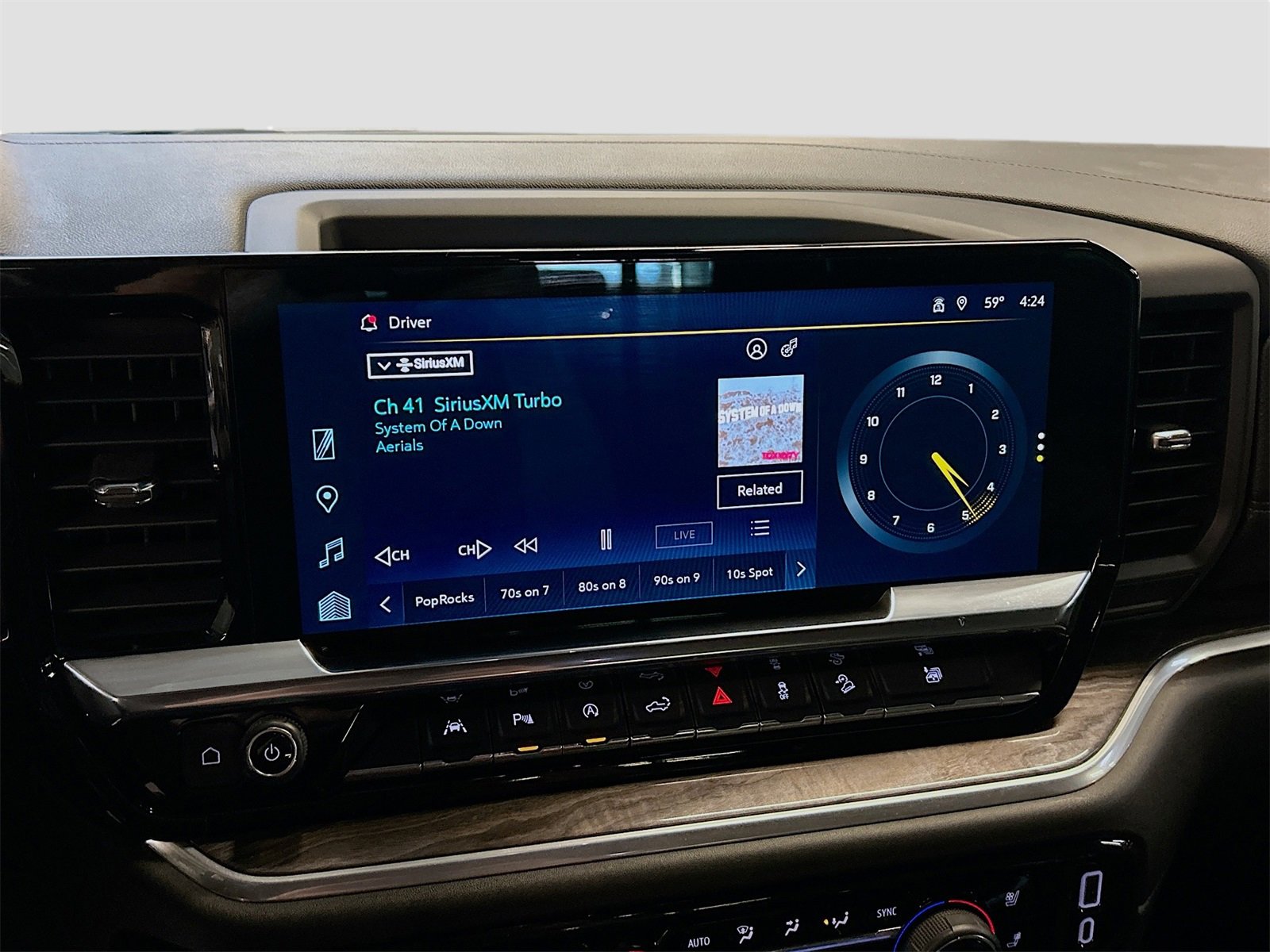 Used 2024 Chevrolet Silverado 1500 LTZ w/ LTZ Premium Package image 15