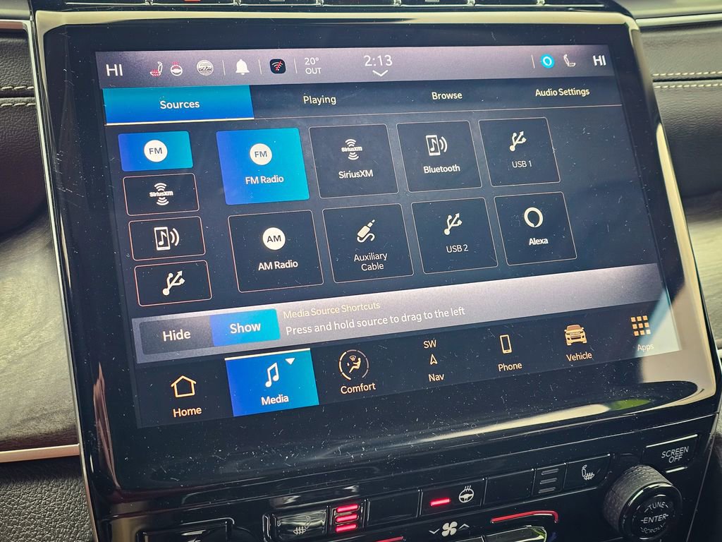 Used 2023 Jeep Grand Cherokee Limited w/ Black Appearance Package image 24