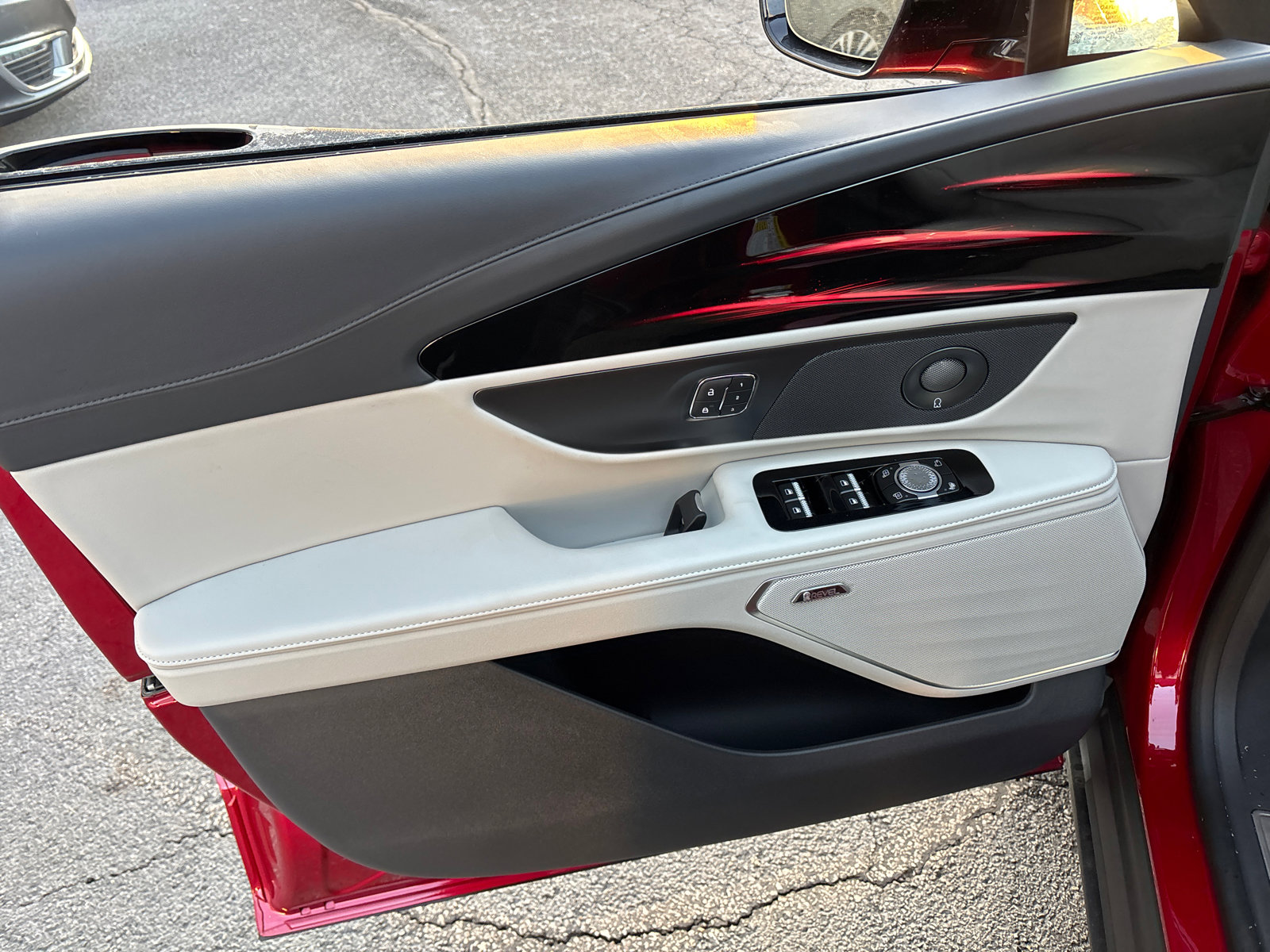 New 2026 Lincoln Nautilus Reserve w/ Jet Appearance Package image 11