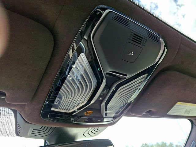 Used 2016 BMW 750i xDrive image 27