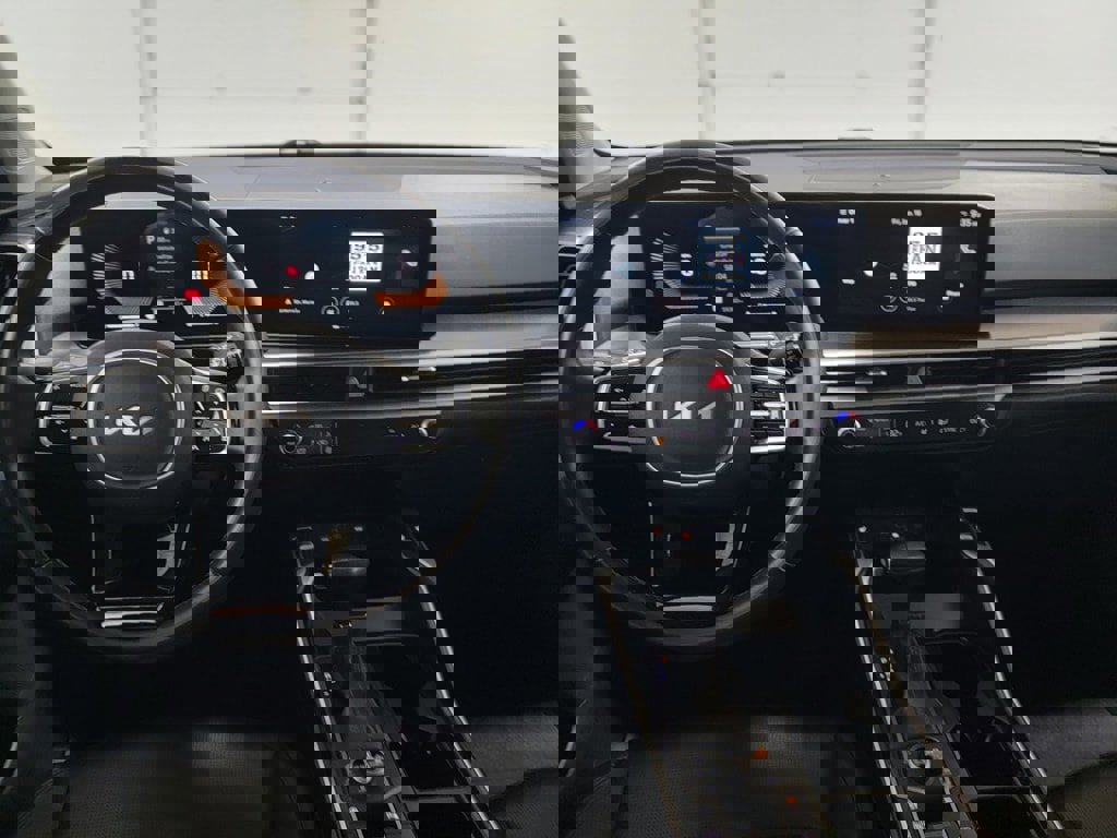 Used 2024 Kia Sorento S image 14