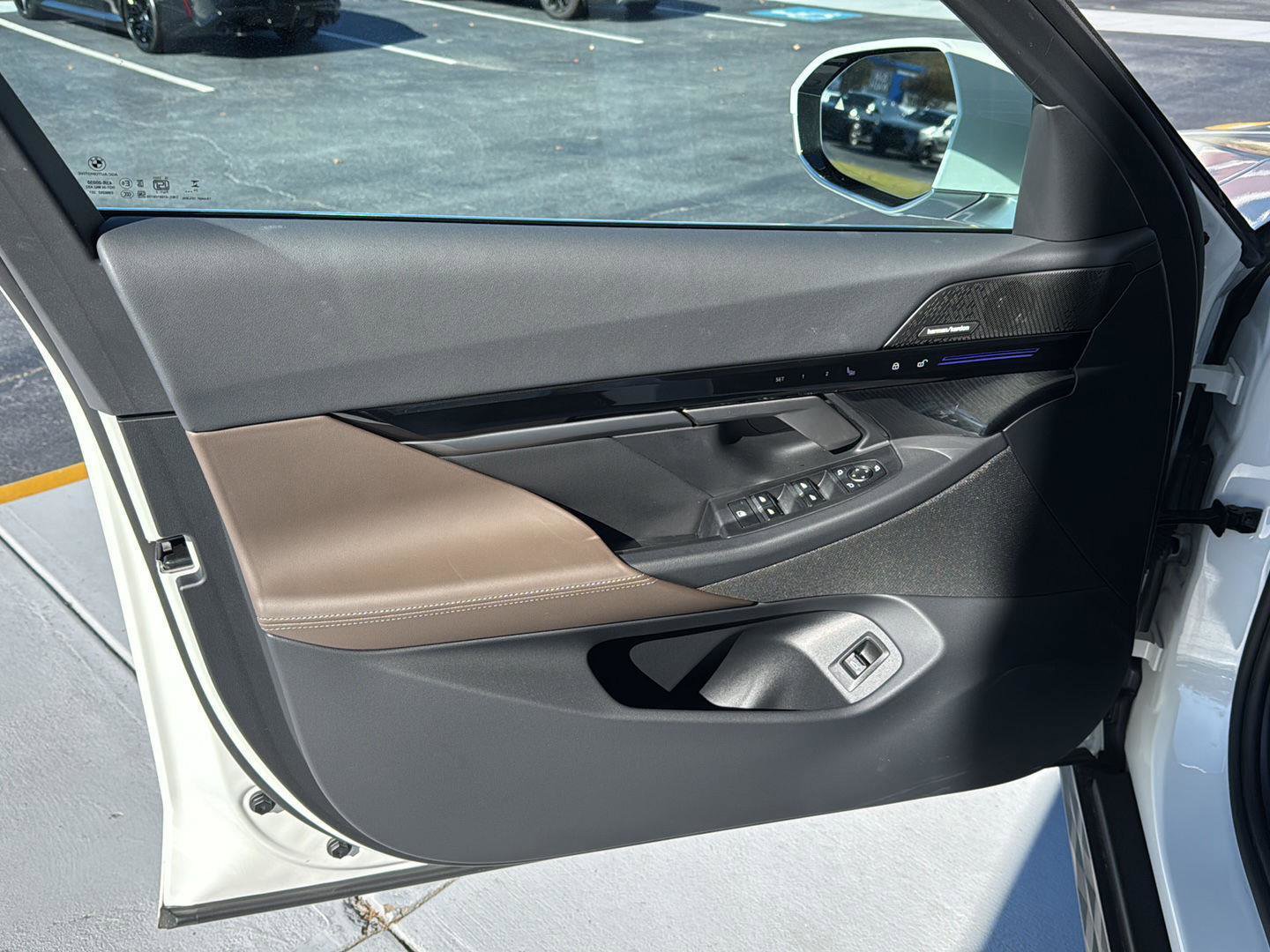 Certified 2025 BMW 530i w/ Premium Package image 14