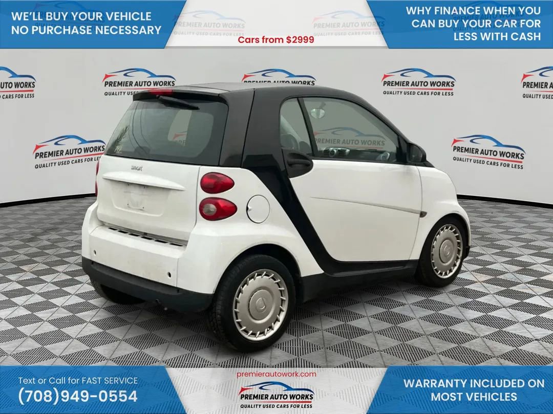 Used 2012 smart fortwo passion image 4