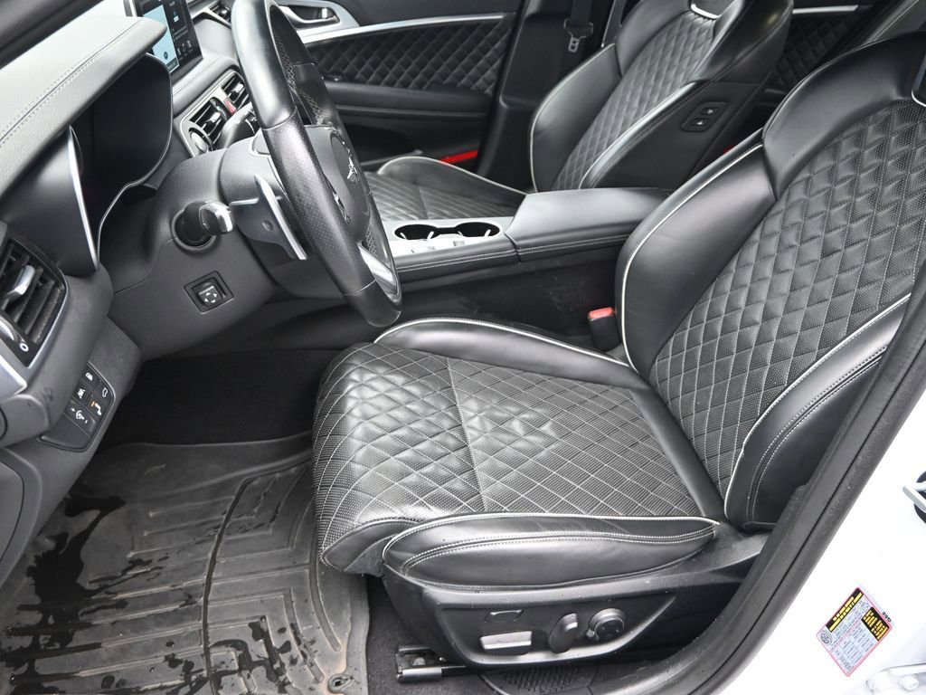 Used 2019 Genesis G70 3.3T Advanced w/ Sport Package image 15