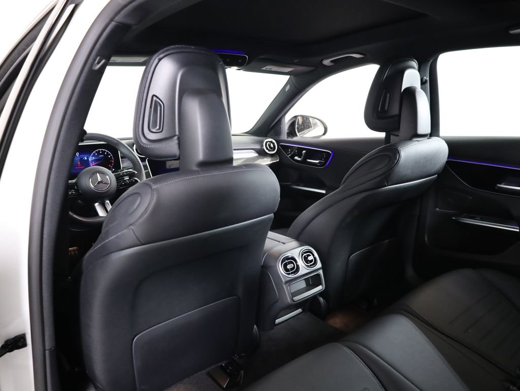 Certified 2025 Mercedes-Benz C 300 4MATIC Sedan image 30
