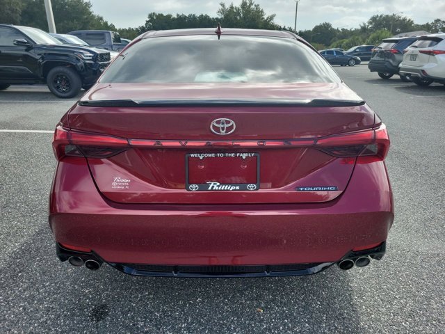 Used 2019 Toyota Avalon Touring image 5