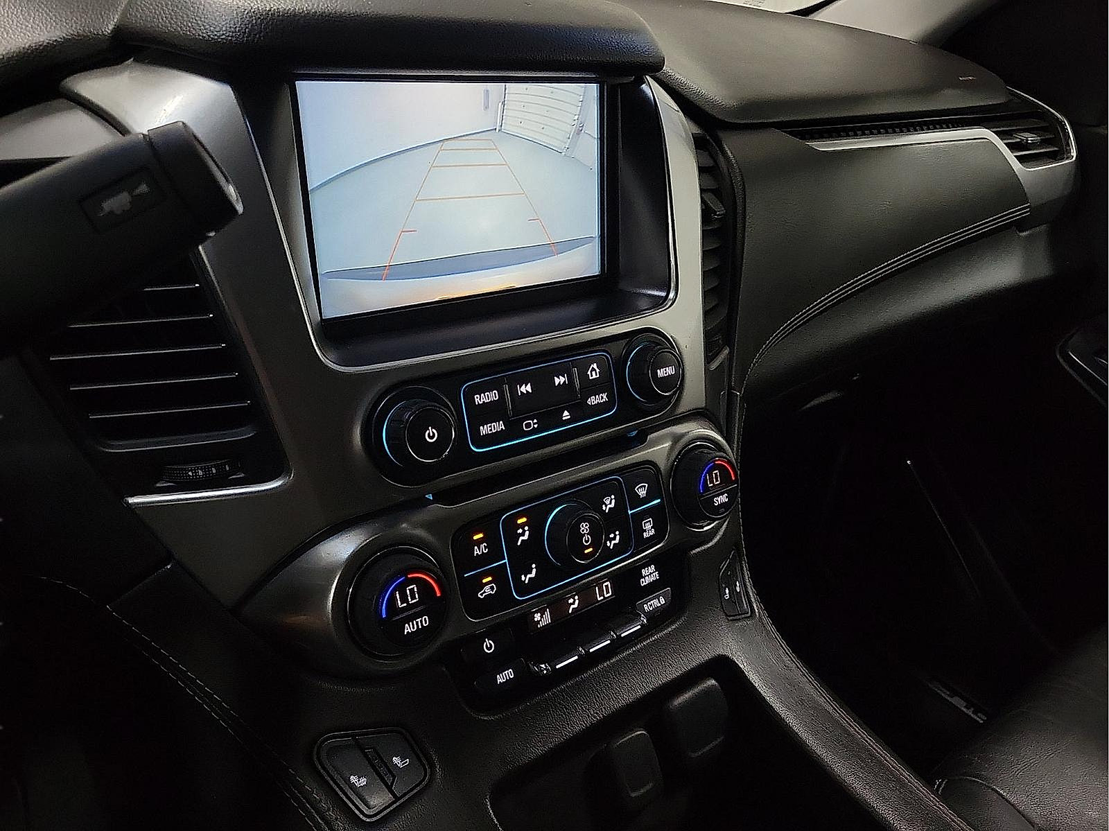 Used 2020 Chevrolet Tahoe LT AWD/4WD image 13