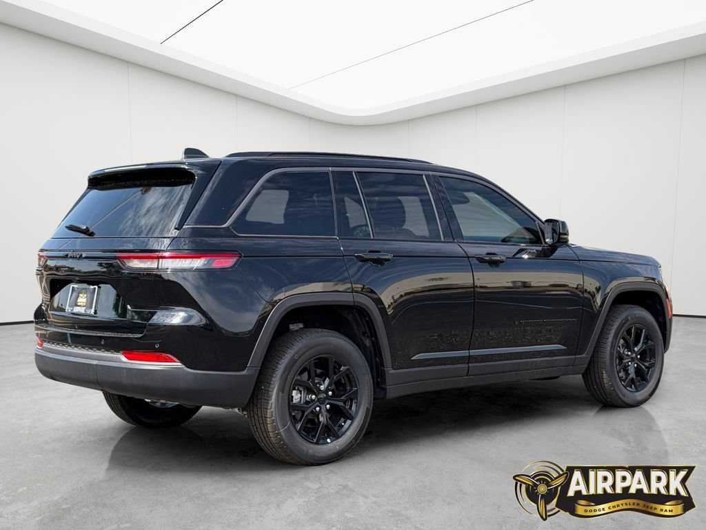 New 2026 Jeep Grand Cherokee Altitude AWD/4WD image 4