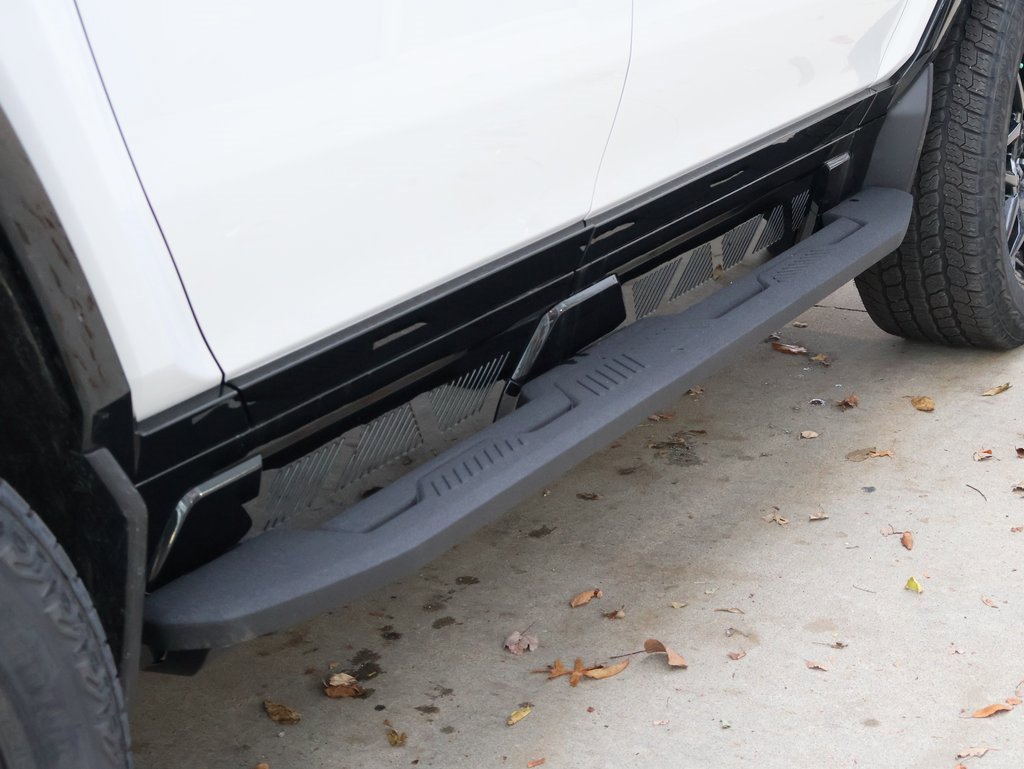 New 2025 GMC Hummer EV 2X image 42