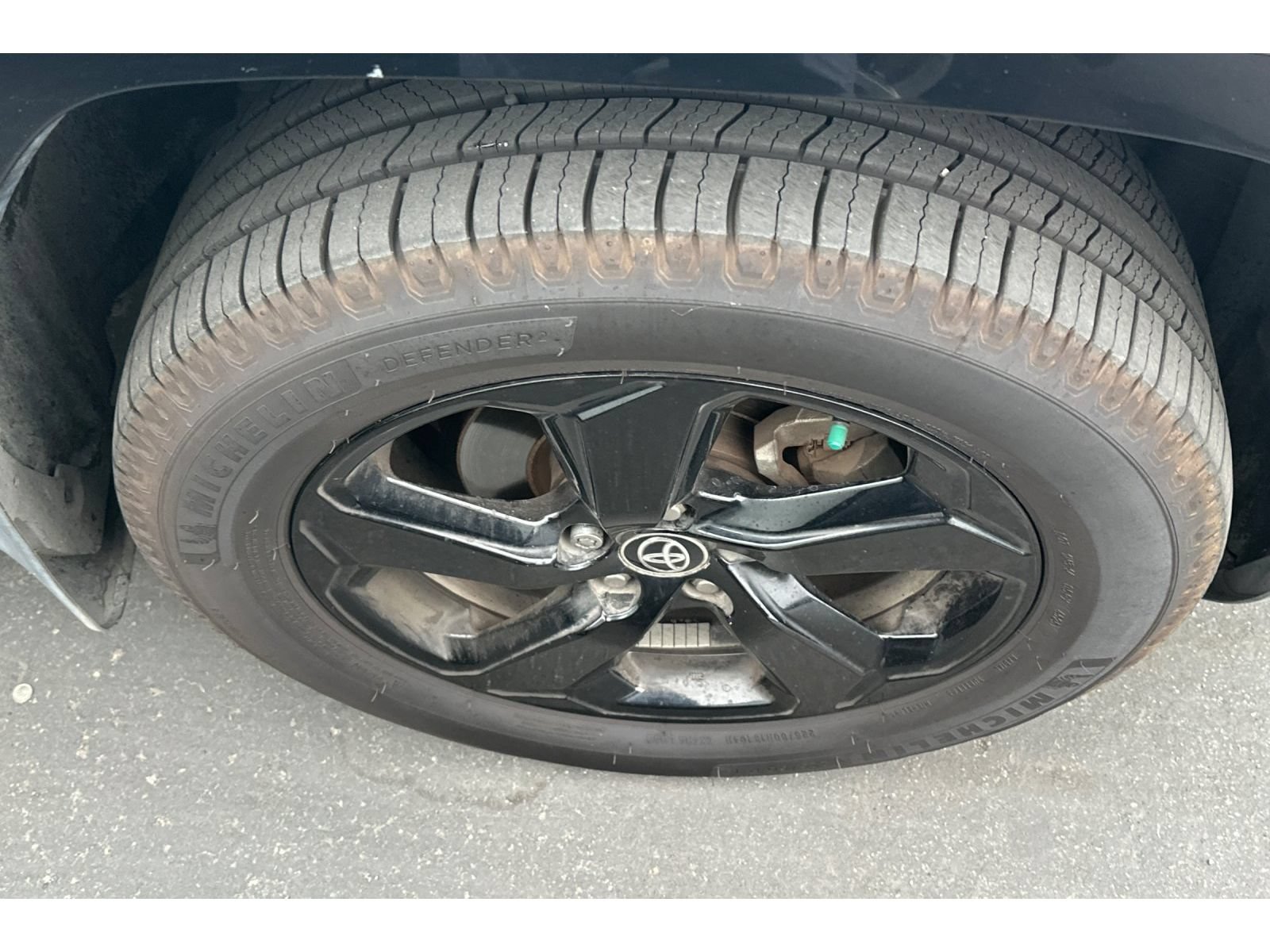 Used 2020 Toyota RAV4 XSE AWD/4WD image 4