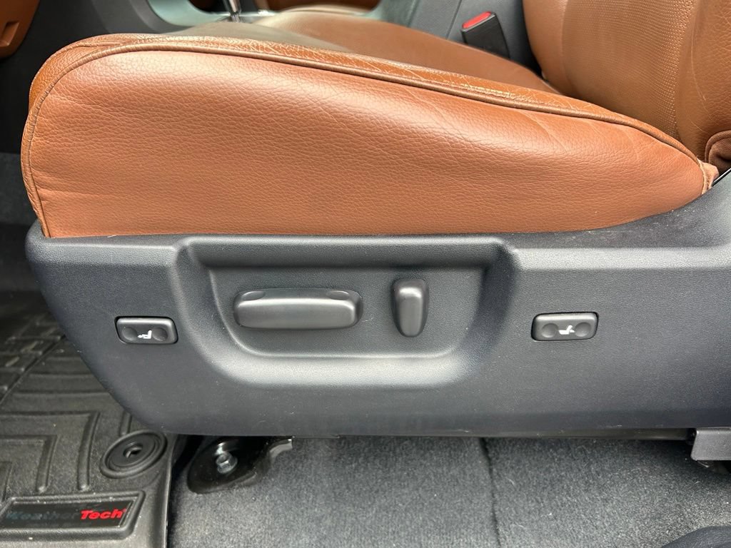 Used 2022 Toyota Sequoia Platinum AWD/4WD image 56