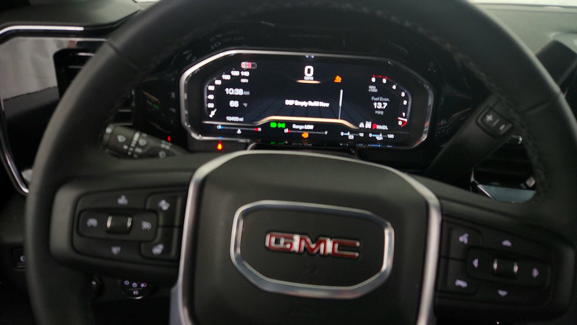 Used 2025 GMC Sierra 2500 SLE w/ SLE Value Package; AWD/4WD image 19