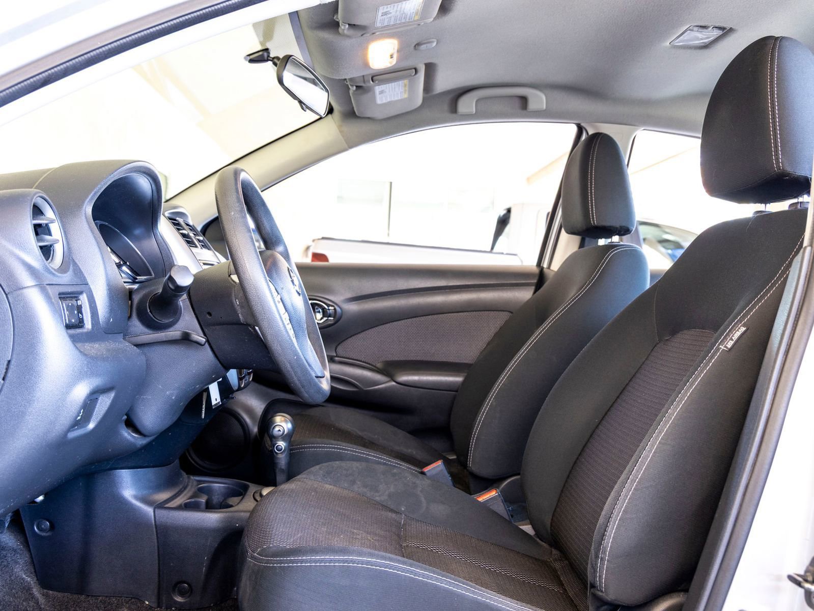 Used 2016 Nissan Versa SV FWD image 16