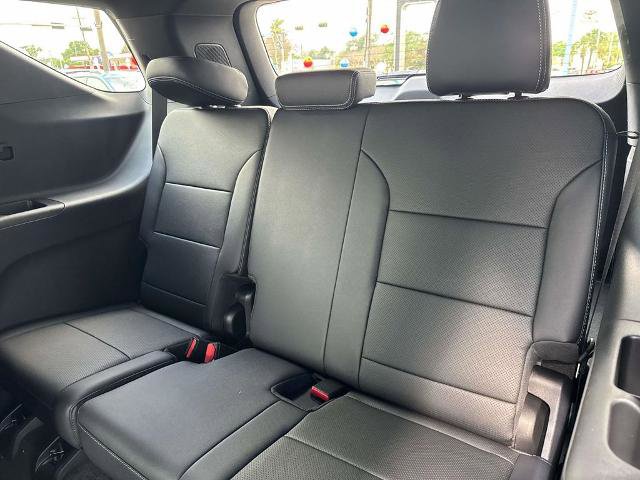 New 2026 Chevrolet Traverse LT w/ LPO, Floor Liner Package FWD image 7