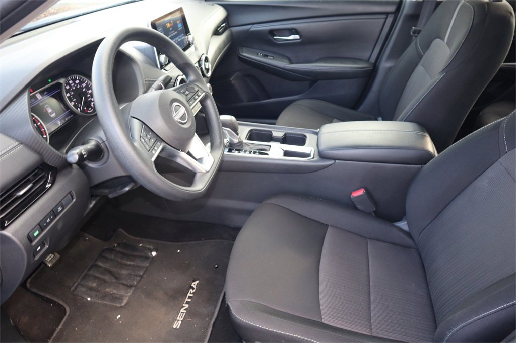 Certified 2025 Nissan Sentra SV image 15