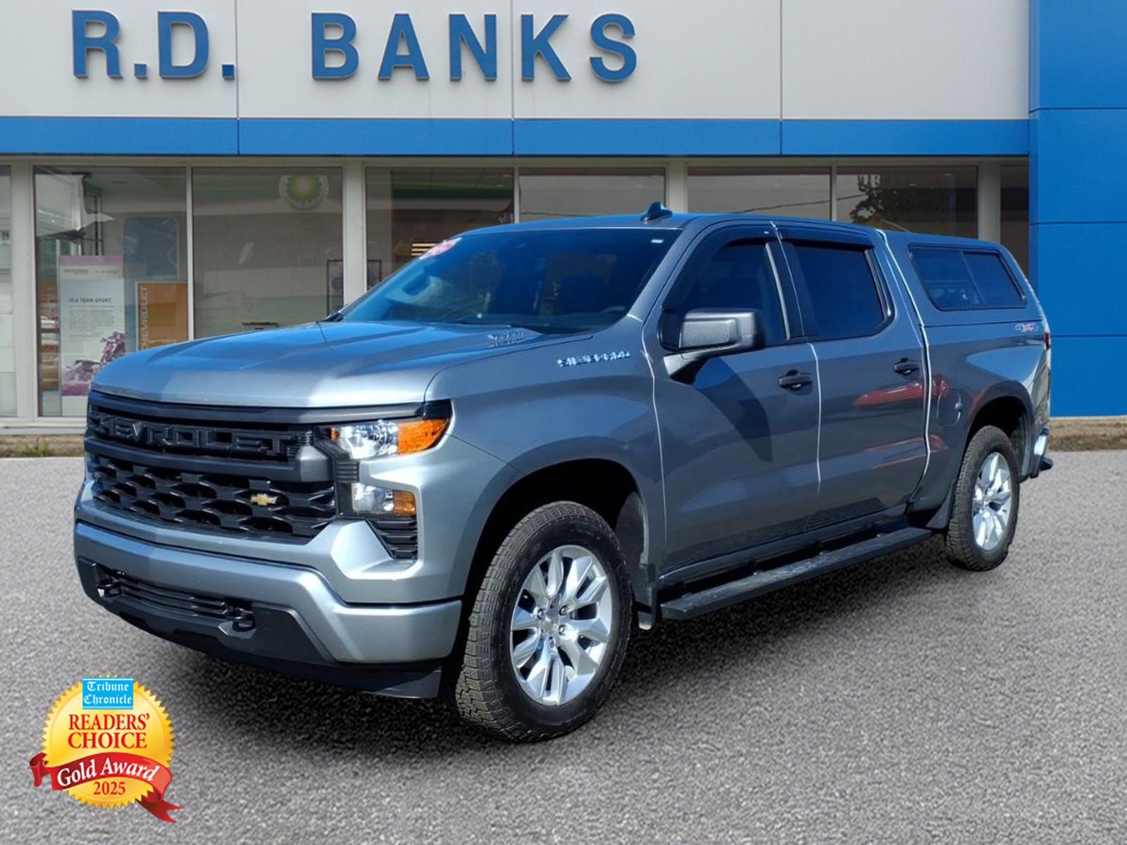 Used 2025 Chevrolet Silverado 1500 Custom image 1