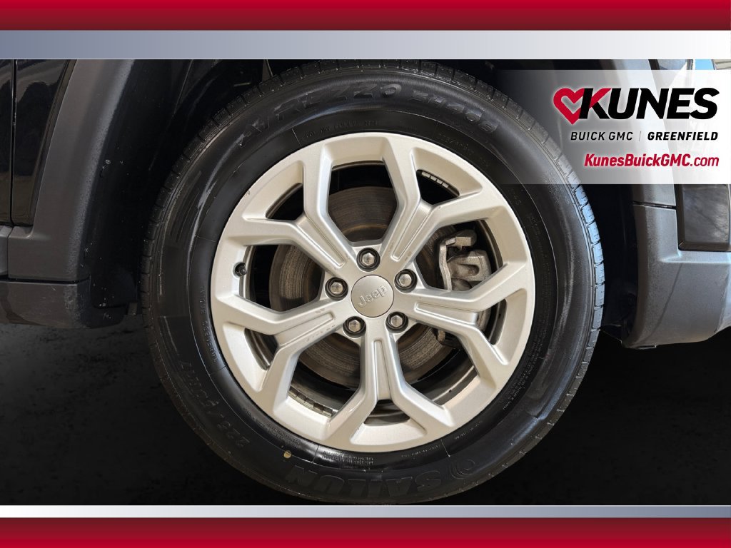 Used 2024 Jeep Compass Latitude AWD/4WD image 10