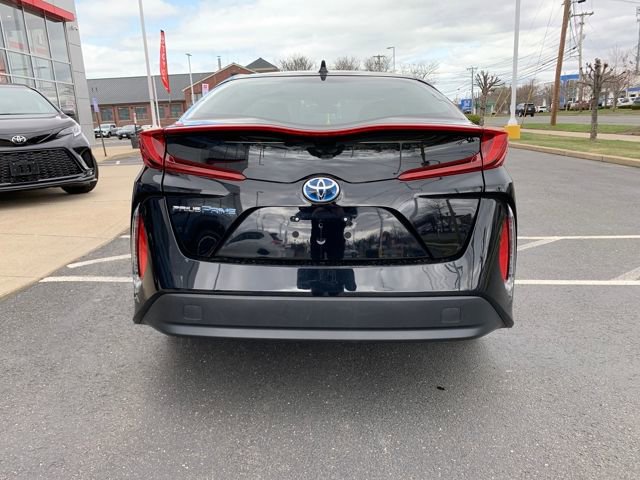 Used 2022 Toyota Prius Prime LE video 4