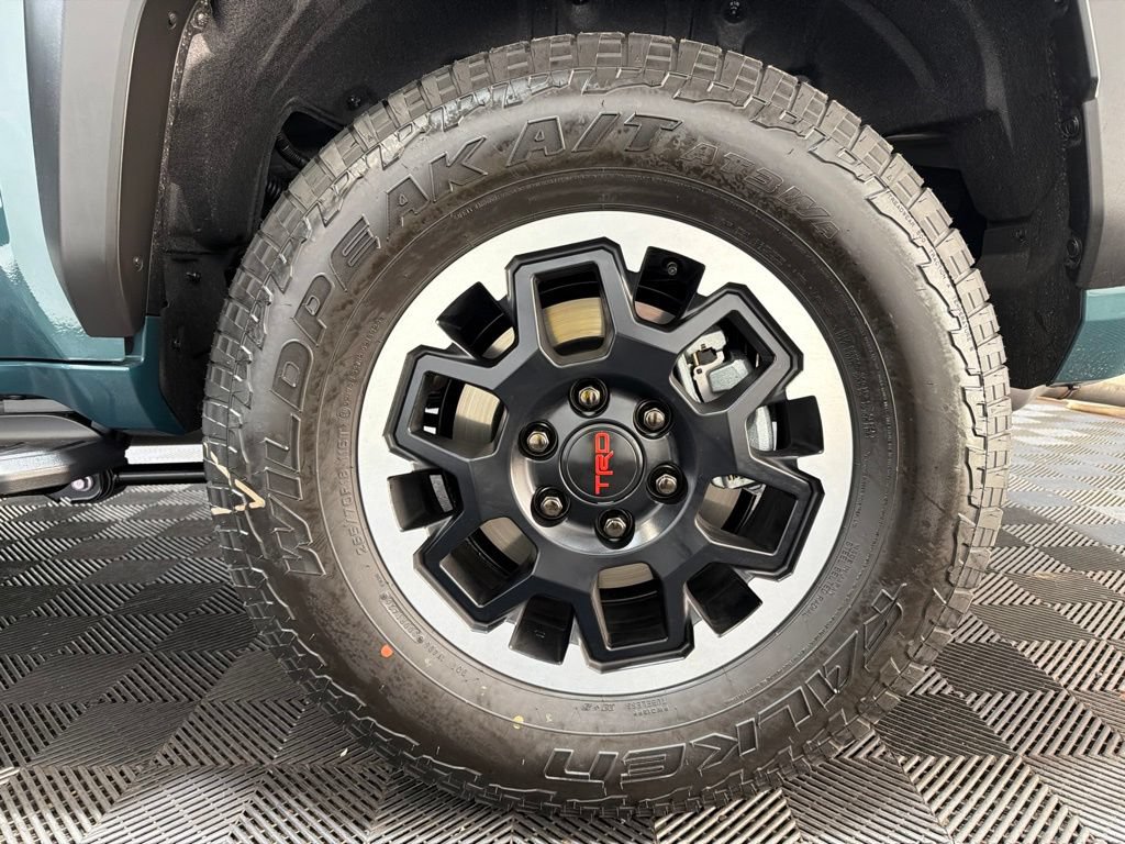 Used 2026 Toyota 4Runner TRD Off-Road Premium AWD/4WD image 32