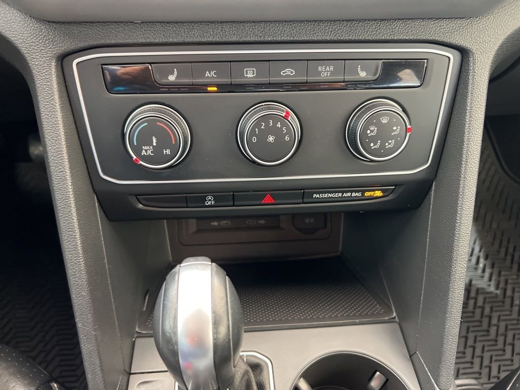 Used 2022 Volkswagen Atlas SE image 35