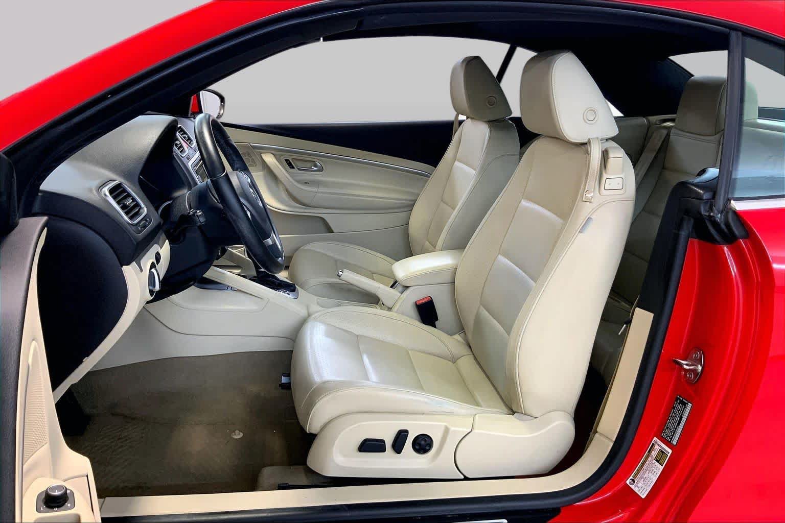 Used 2016 Volkswagen Eos Komfort FWD image 8