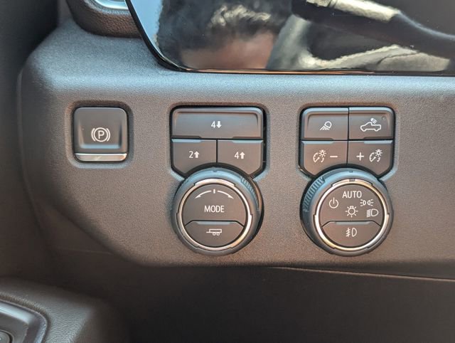 Used 2024 Chevrolet Silverado 2500 LT w/ All Star Edition AWD/4WD image 28