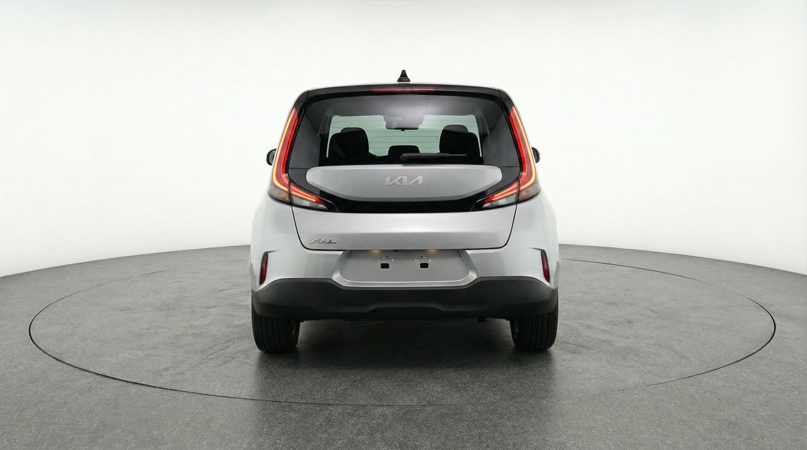 Used 2025 Kia Soul LX w/ LX Technology Package FWD image 7