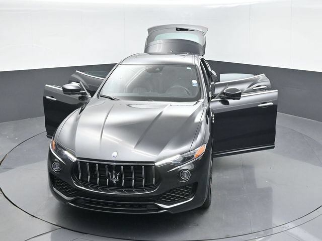 Used 2023 Maserati Levante GT AWD/4WD image 55