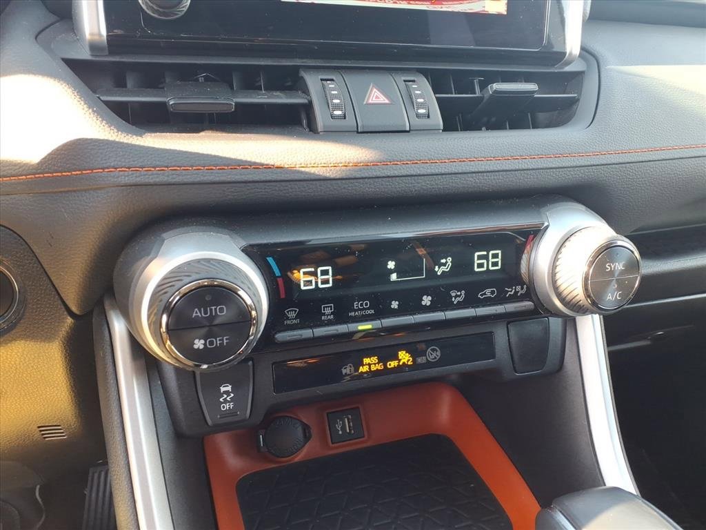 Used 2024 Toyota RAV4 Adventure image 10