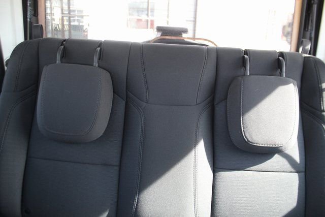 Used 2022 Jeep Wrangler Sport S image 25