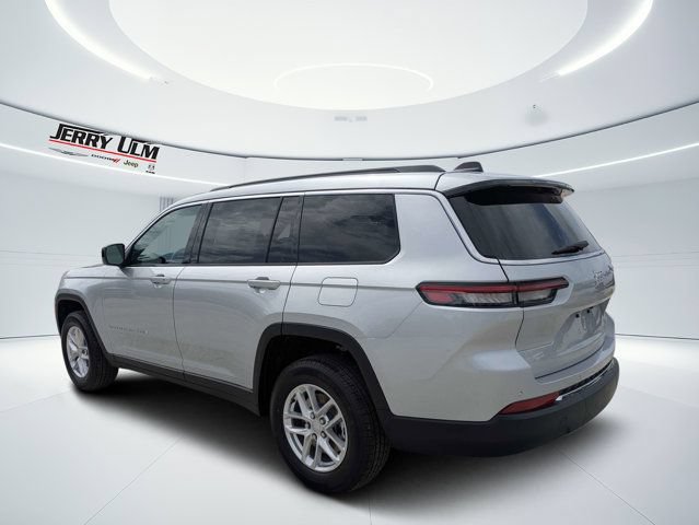 New 2026 Jeep Grand Cherokee L Laredo RWD image 5