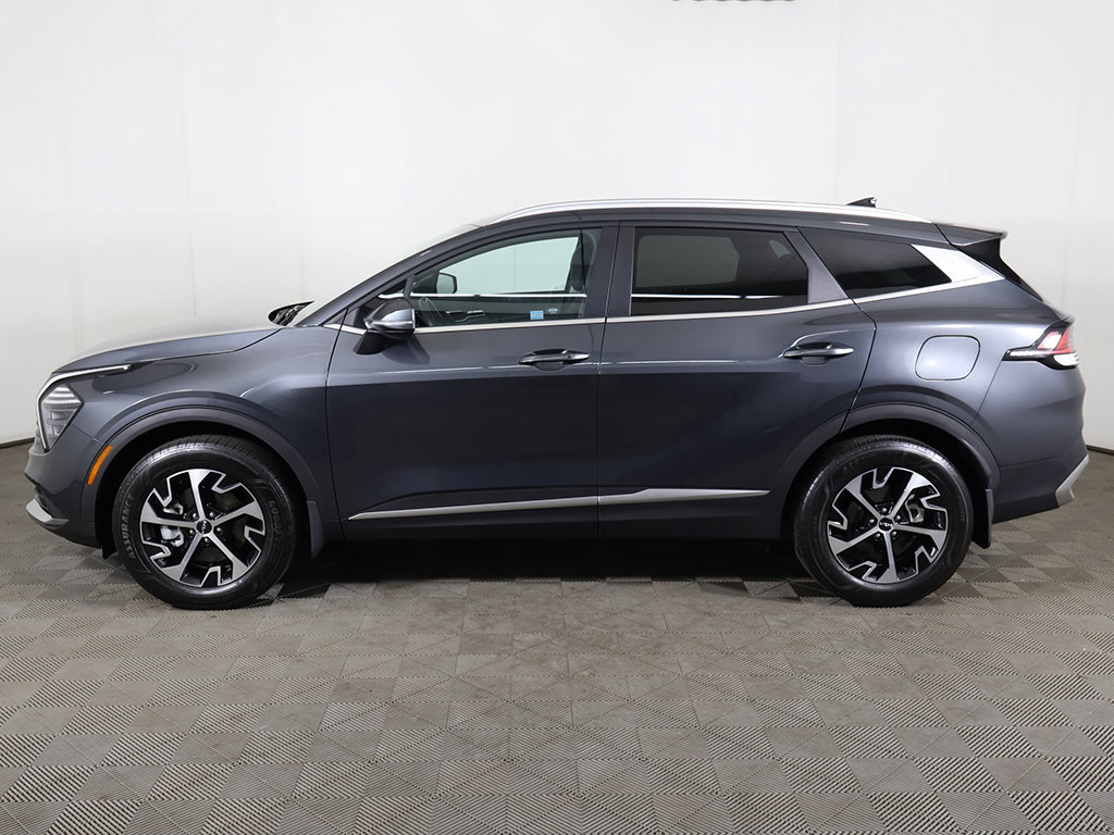 Used 2024 Kia Sportage EX AWD/4WD image 17