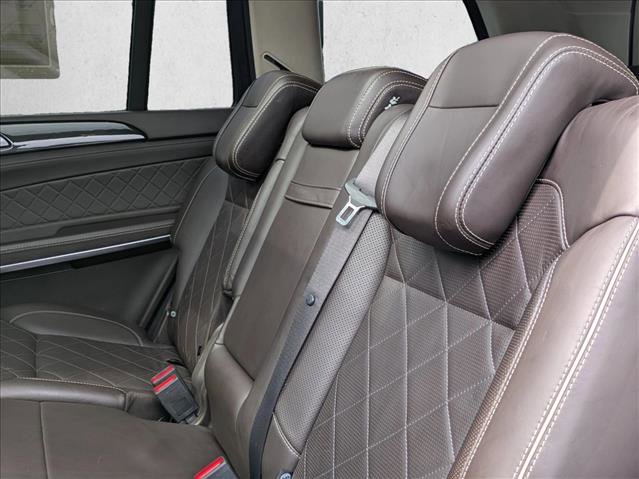 Used 2018 Mercedes-Benz GLS 550 4MATIC image 23