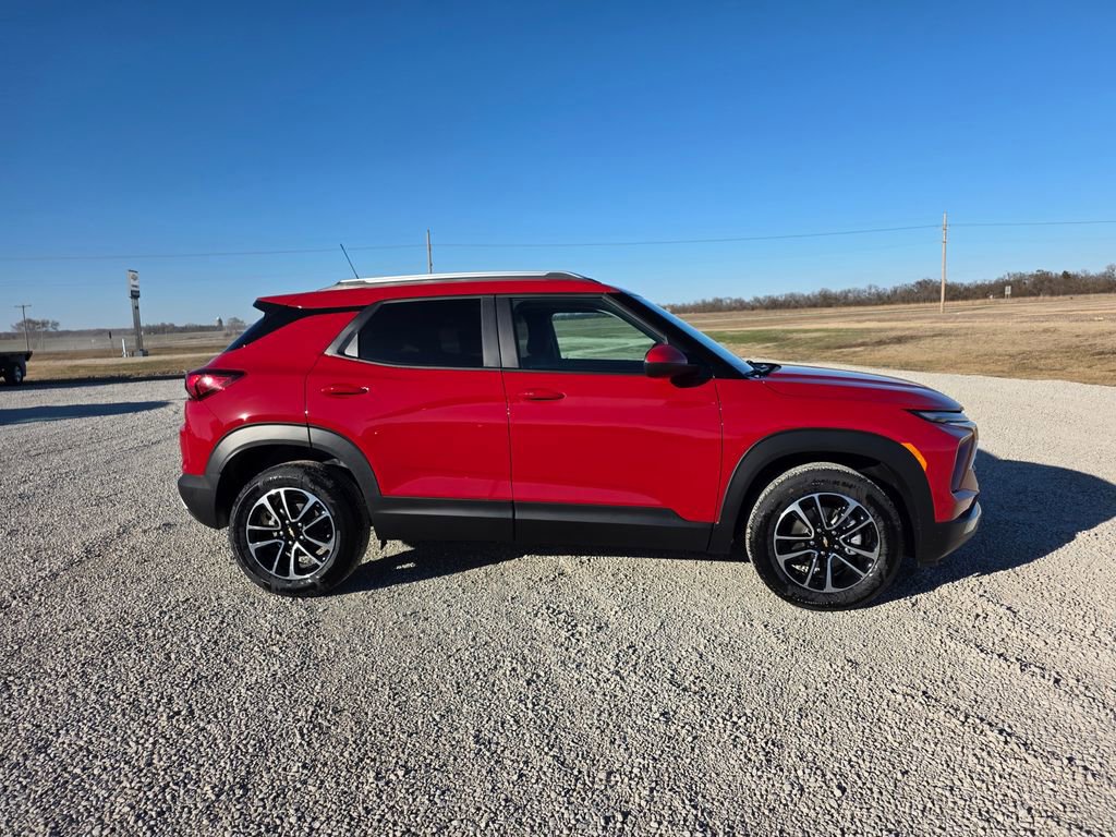 New 2026 Chevrolet TrailBlazer LT image 2