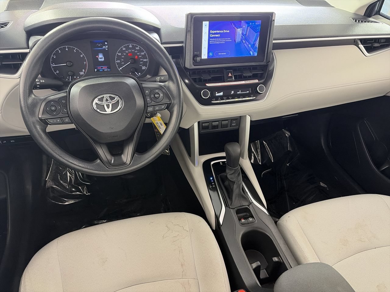 Used 2024 Toyota Corolla Cross L AWD/4WD image 20