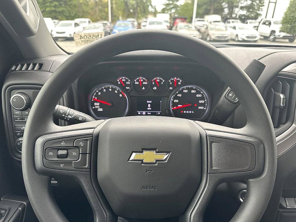 New 2024 Chevrolet Silverado 1500 Custom AWD/4WD image 11