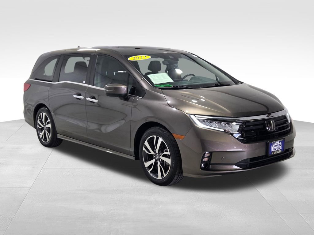 Used 2023 Honda Odyssey Touring image 17
